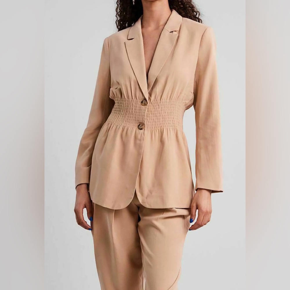 Y.A.S Beige Smocked Waist Mid-Length BLAZER  Sz S